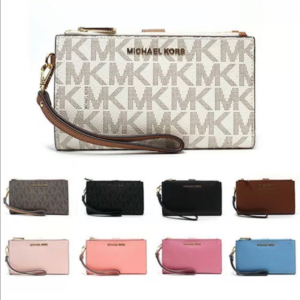 New Michael Kors Wristlet